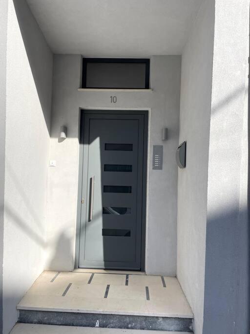 Block Of Flats - Modern Flat Appartement Ioannina Buitenkant foto